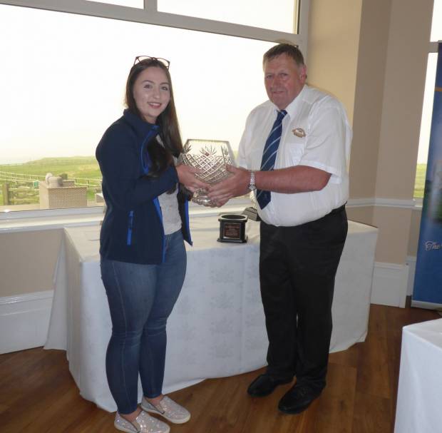 Evie Tomlinson recieving the Premier Breeder Exhibitor award for 2017 and winning the Haresfoot Vase for E T Tomlinson and Son